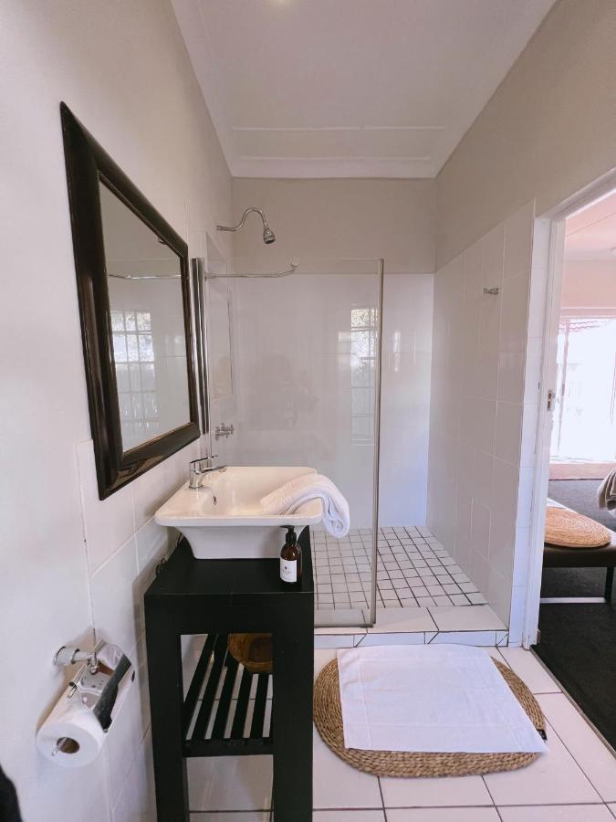 מטטה Ebony Lodge מראה חיצוני תמונה
